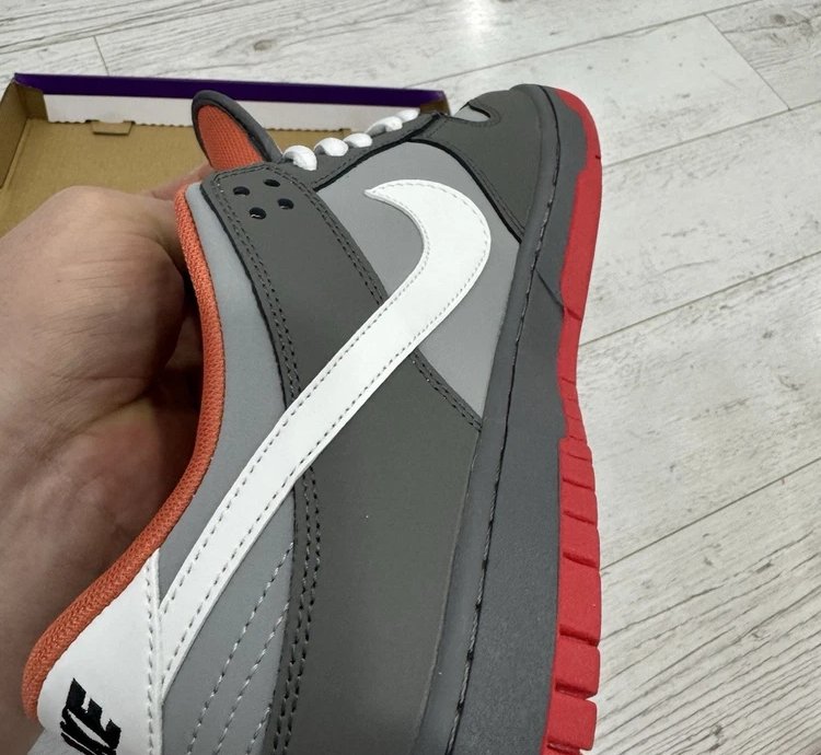 Nike Sb Dunk Low Staple Nyc Pigeon