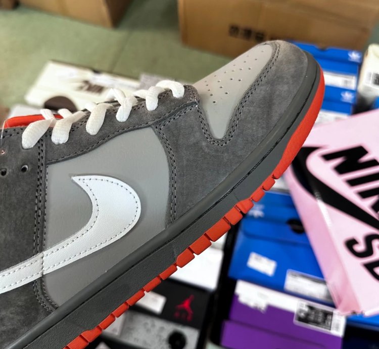 Nike Sb Dunk Low Staple Nyc Pigeon