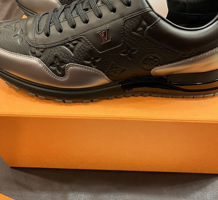 Louis Vuitton Runaway Sneaker Size 10 5 11-11 5