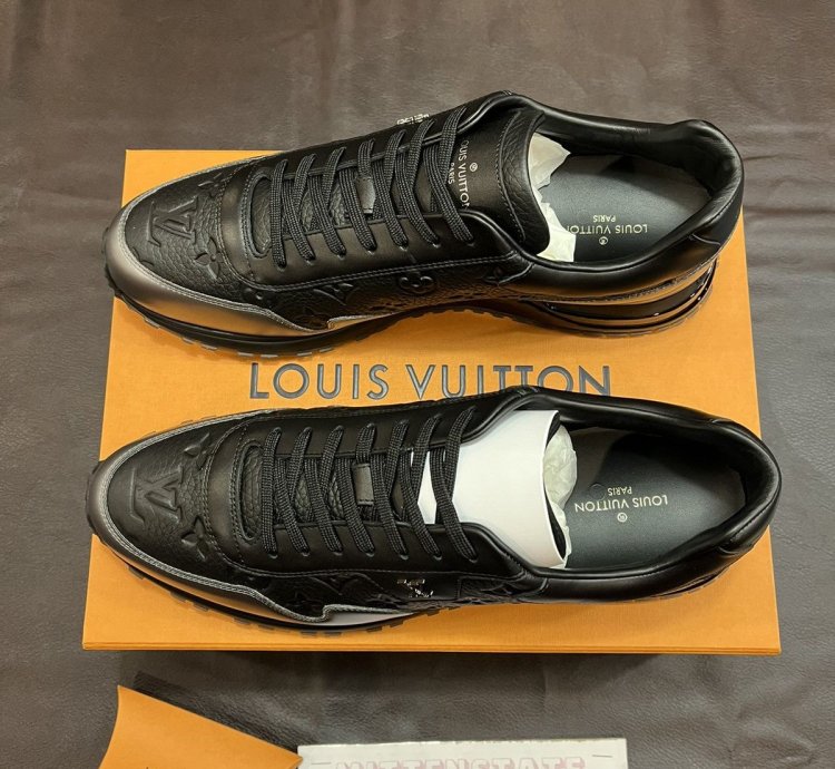 Louis Vuitton Runaway Sneaker Size 10 5 11-11 5