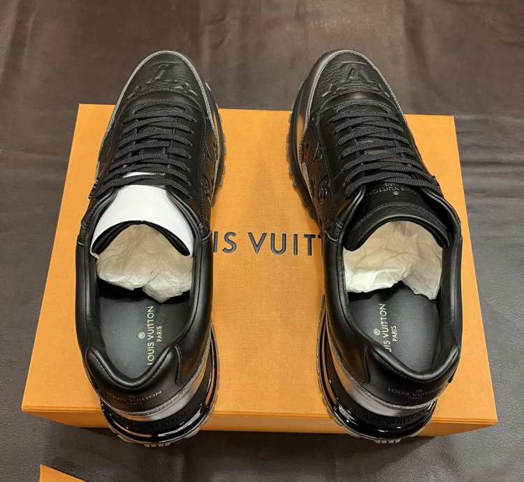 Louis Vuitton Runaway Sneaker Size 10 5 11-11 5