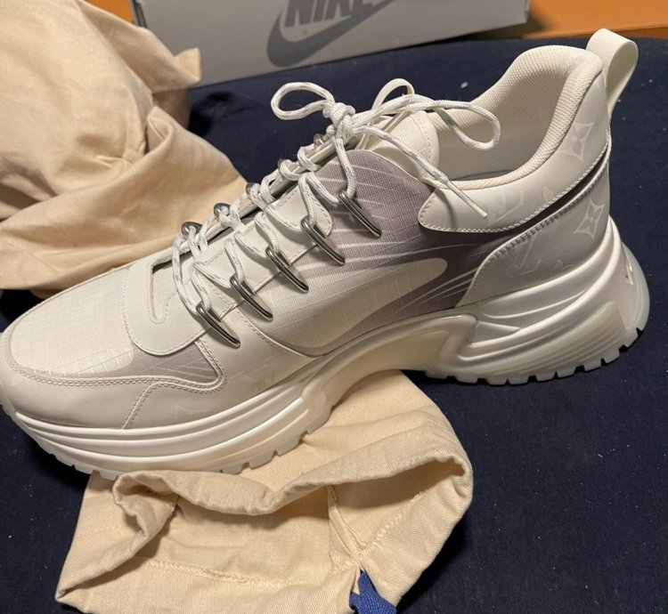 Louis Vuitton Runaway Sneakers
