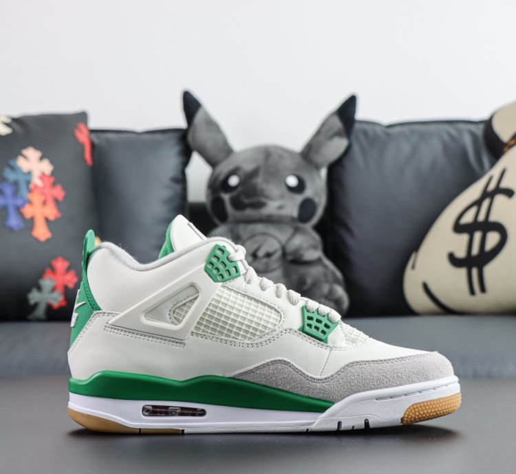 Nike Sb X Nike Air Jordan 4 Pine Green Dr5415-103