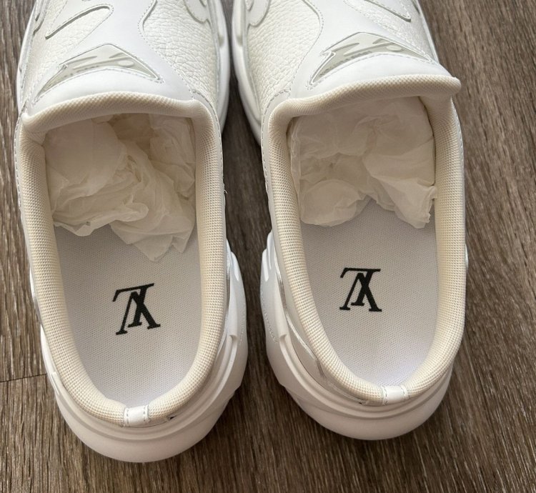 Louis Vuitton Runner Tactic Sneaker Mule