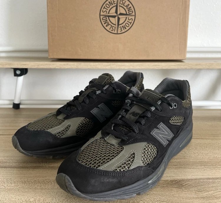 New Balance 991v2 Miuk Stone Island Ghost Pack Black