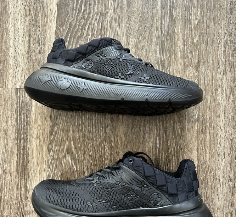 Louis Vuitton Show Up Sneaker Trainer