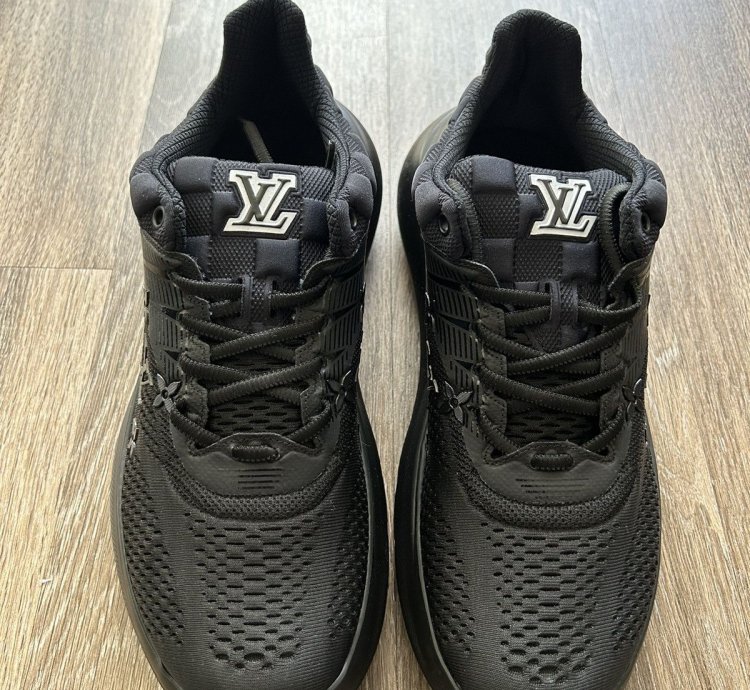 Louis Vuitton Show Up Sneaker Trainer