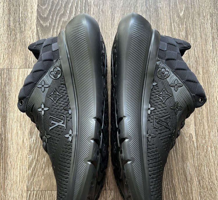 Louis Vuitton Show Up Sneaker Trainer