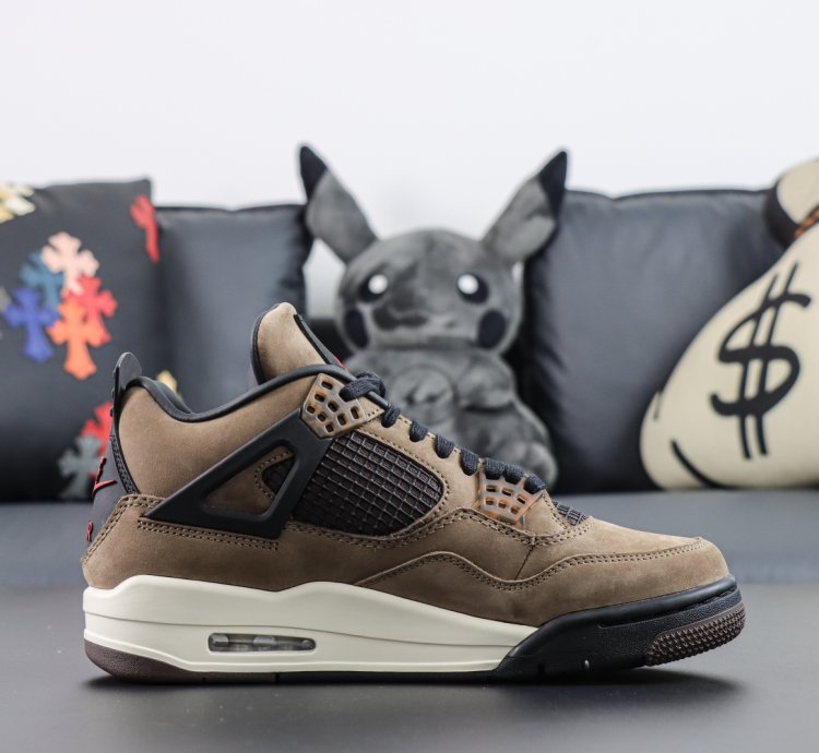Travis Scott X Nike Air Jordan 4