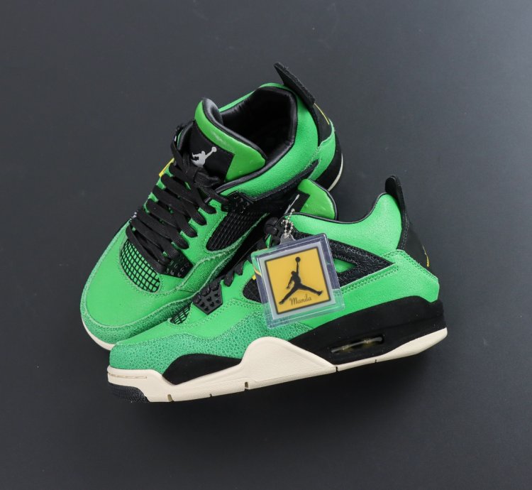 Nike Air Jordan 4 Manila