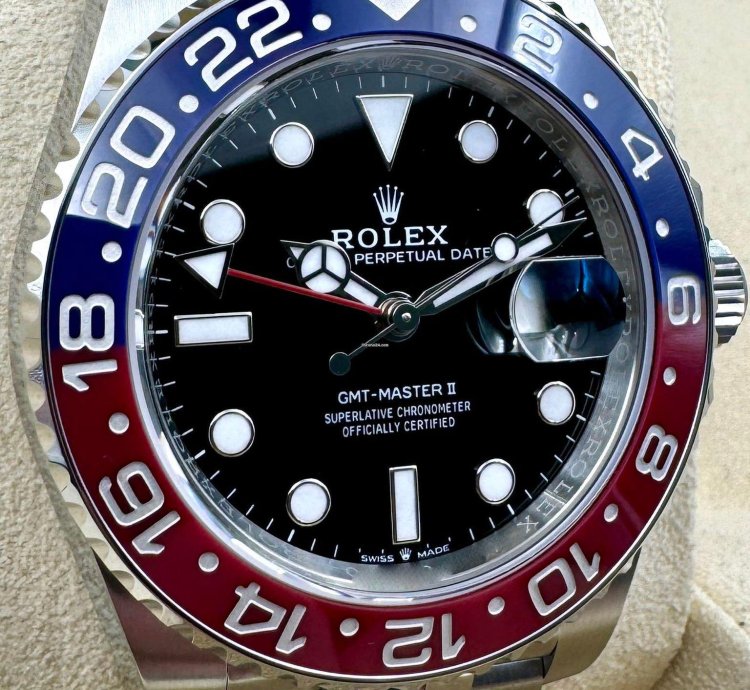 Rolex Gmt-master Ii 126710blro Pepsi Jubilee Bracelet Unworn 2025