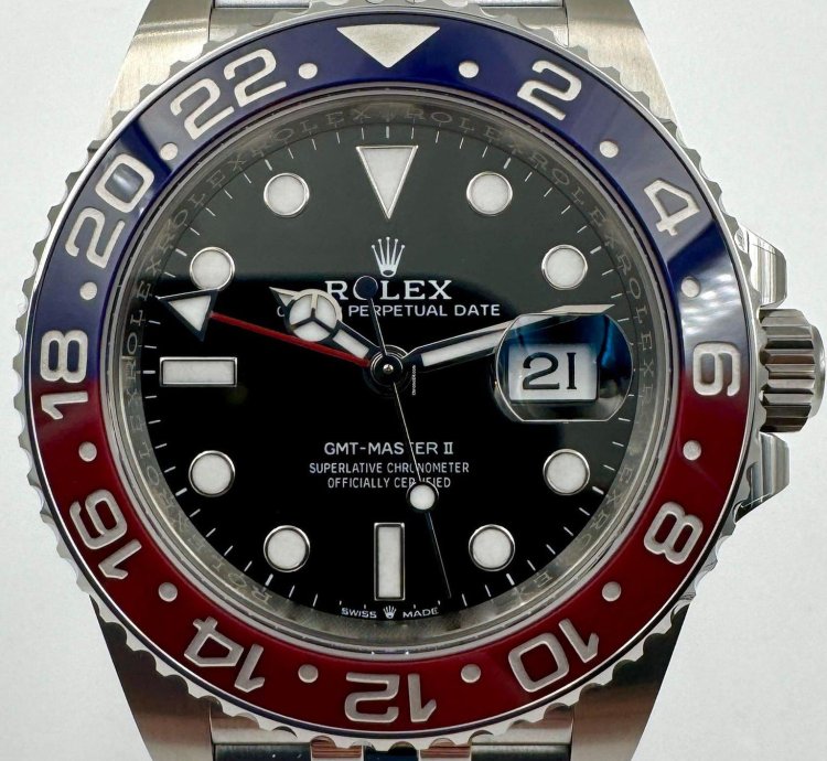 Rolex Gmt-master Ii 126710blro Pepsi Jubilee Bracelet Unworn 2025