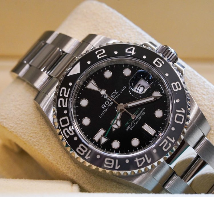 Rolex Gmt-master Ii 126710grnr 126710grnr 40mm Oyster Black Dial Grey Black Bezel Bruce Wayne