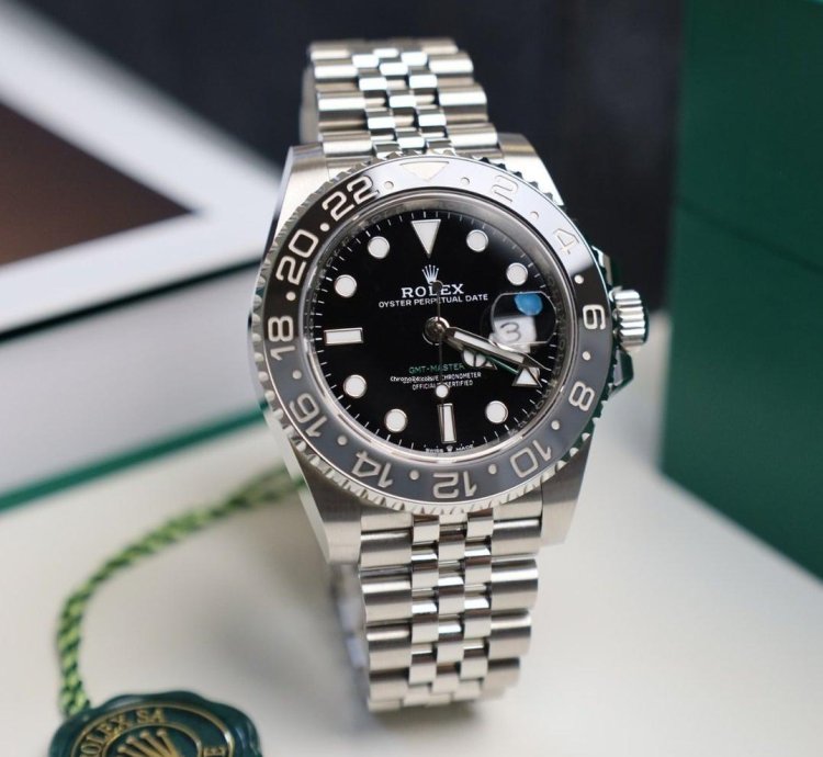 Rolex Gmt-master Ii 126710grnr Bruce Wayne Jubilee - New 2025