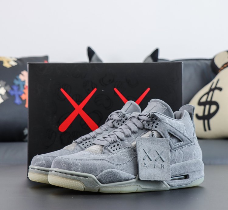 Nike Air Jordan 4 Retro Kaws 930155-003
