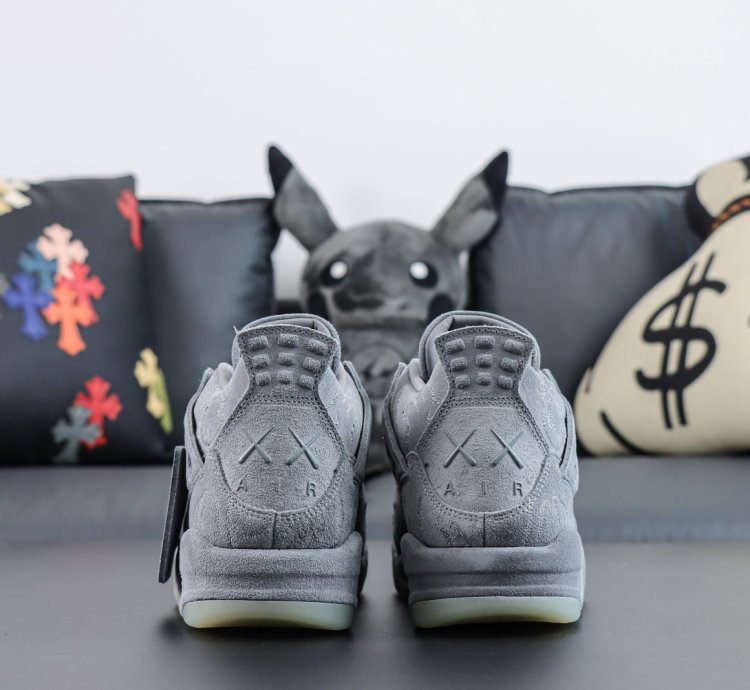 Nike Air Jordan 4 Retro Kaws 930155-003