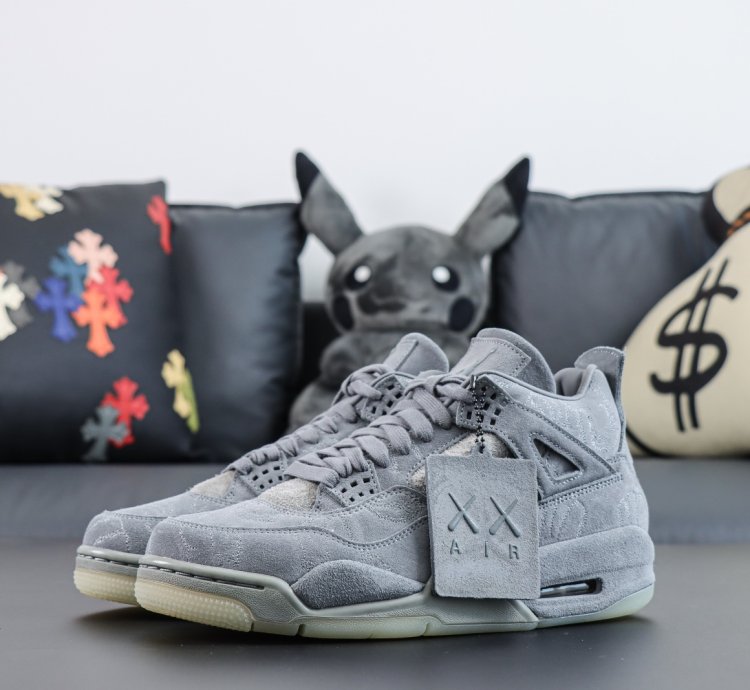 Nike Air Jordan 4 Retro Kaws 930155-003