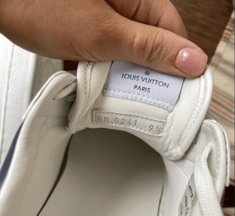 Louis Vuitton Sneakers