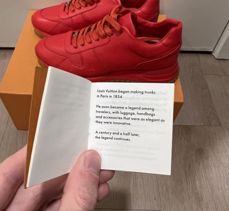 Louis Vuitton Supreme Run Away Sneakers