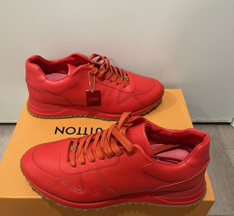 Louis Vuitton Supreme Run Away Sneakers