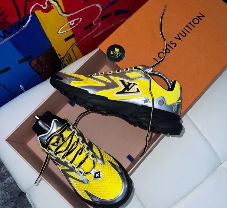 Louis Vuitton Tatic Trainers Lv10