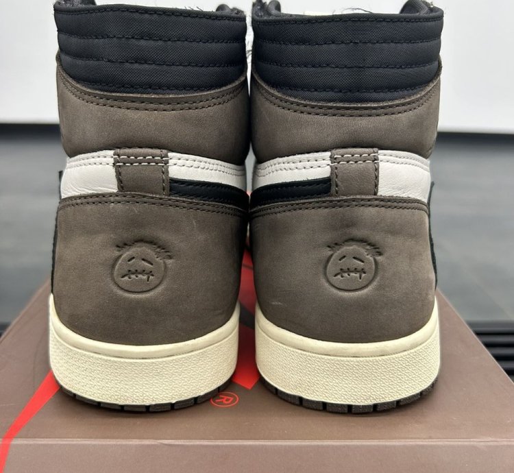 Air Jordan 1 Retro High Og Sp Travis Scott Mocha
