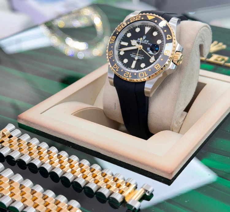 Rolex Gmt-master Ii 126713grnr 18k Gold Ss Jubilee Bracelet Rubber Unworn