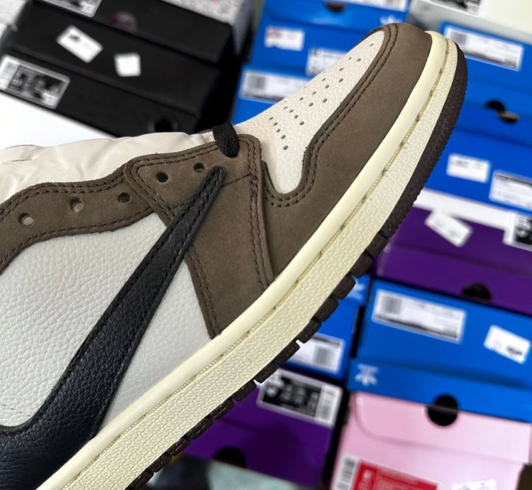 Air Jordan 1 Retro High Og Sp Travis Scott Mocha