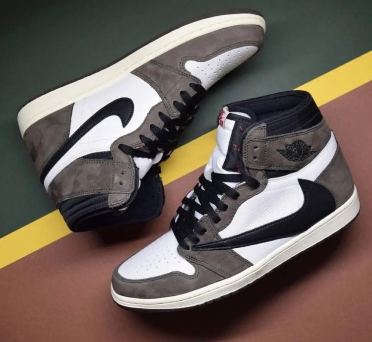 Air Jordan 1 Retro High Og Sp Travis Scott Mocha