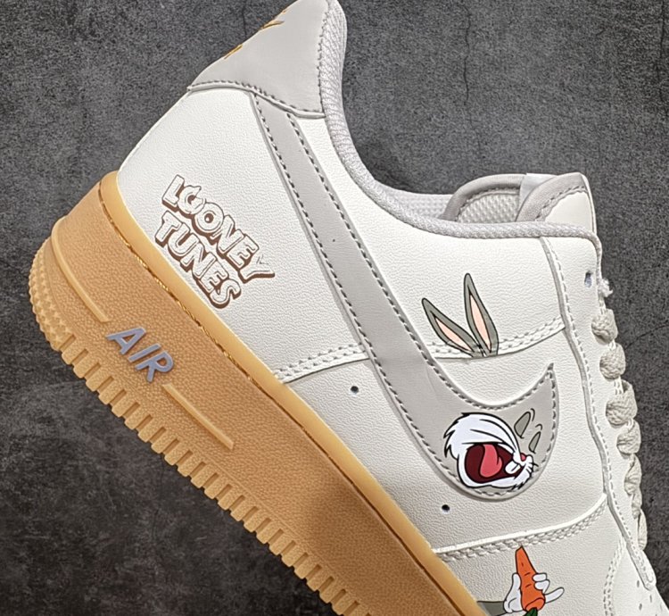 240 Nk Air Force 107 Low Bugs Bunny Bugs Bunny Air Force One Low-top Casual Sne Sd23f