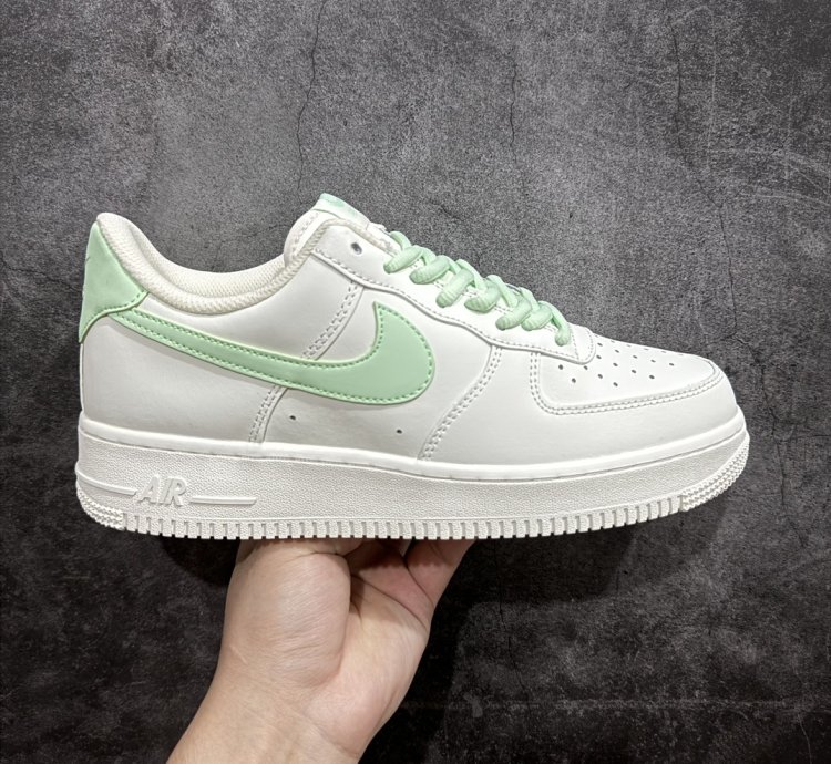 200 Xiaohongshu Hot Nike Air Force 1 Low 07 Grass Green Color Matching Low-top 34fd3