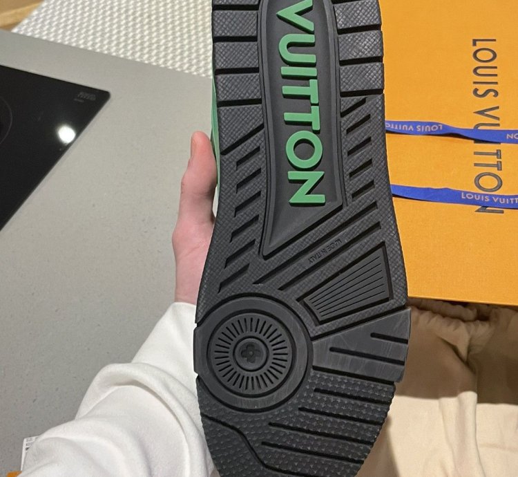Louis Vuitton Trainer 2022 Green Black Virgil
