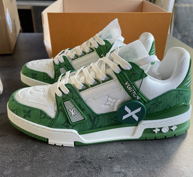 Louis Vuitton Trainer Green Monogram Denim Whites