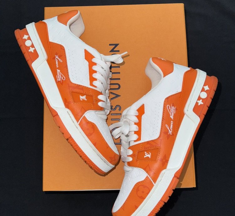 Louis Vuitton Trainer Line Sneaker 54 Orange White