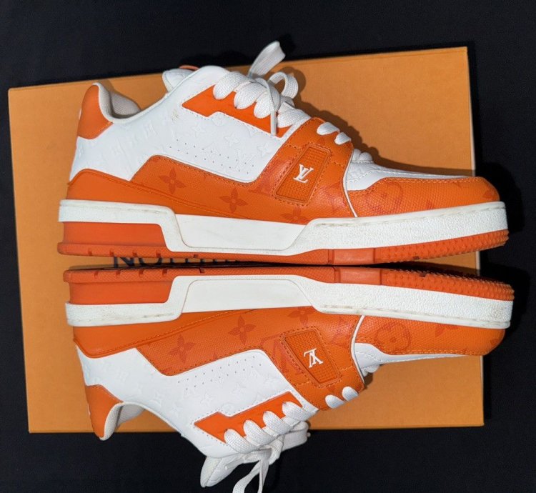 Louis Vuitton Trainer Line Sneaker 54 Orange White