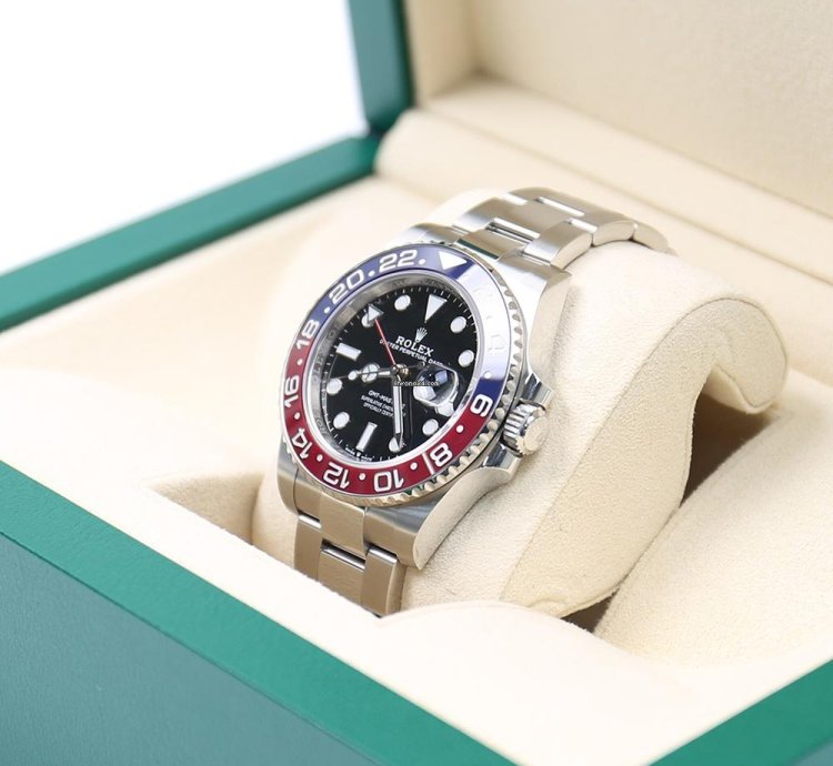 Rolex Gmt-master Ii 2022 Gmt-master Ii Pepsi Oyster 126710blro new Full Set