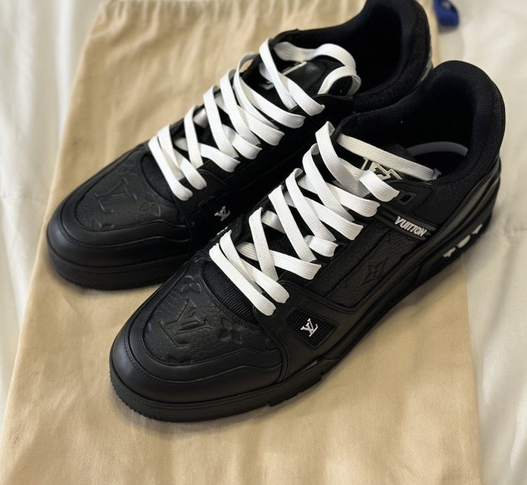 Louis Vuitton Trainer Size 9 1 2 No Box