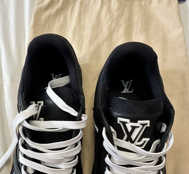 Louis Vuitton Trainer Size 9 1 2 No Box
