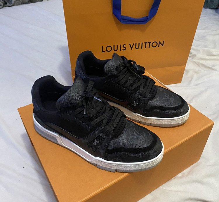 Louis Vuitton Trainer Sneaker