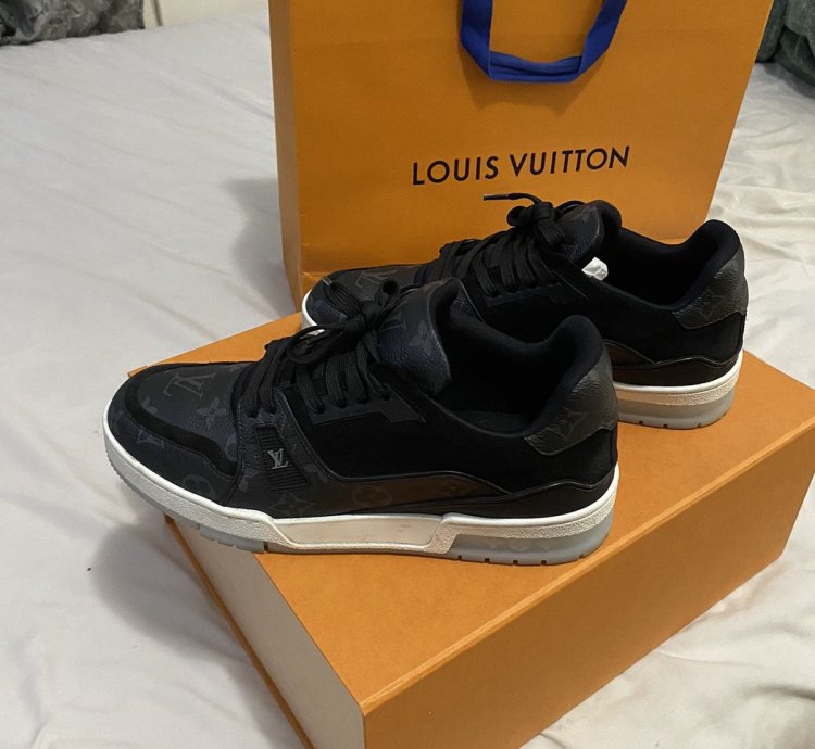 Louis Vuitton Trainer Sneaker