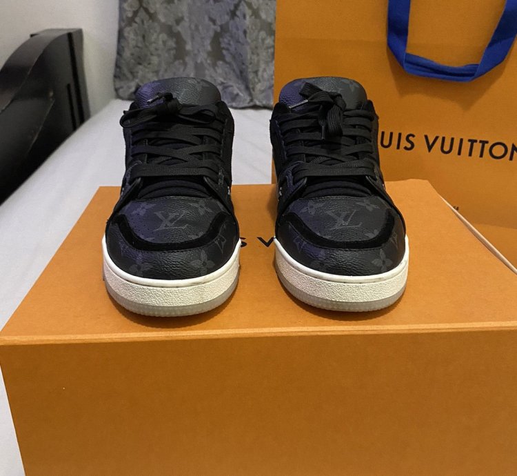Louis Vuitton Trainer Sneaker