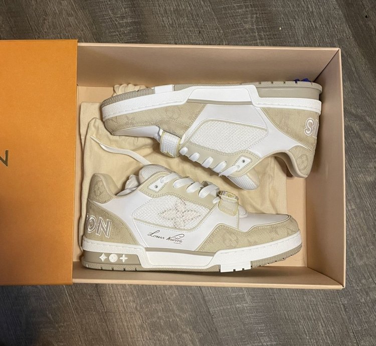 Louis Vuitton Trainer Sneaker Denim Beige