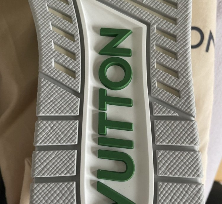 Louis Vuitton Trainer Sneaker Fw21 Lv8