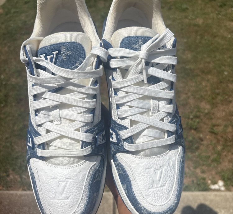 Louis Vuitton Trainer Sneaker Light Blue Denim Us 11
