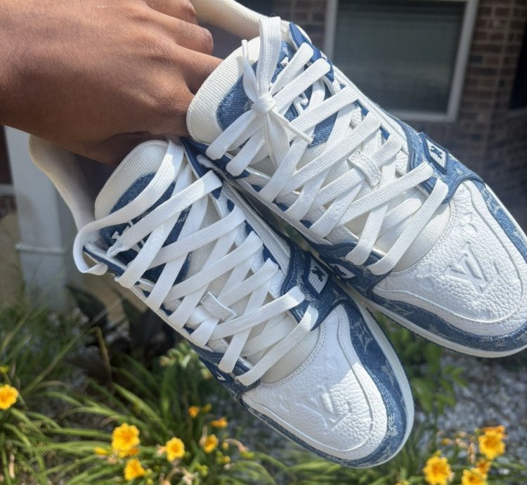 Louis Vuitton Trainer Sneaker Light Blue Denim Us 11
