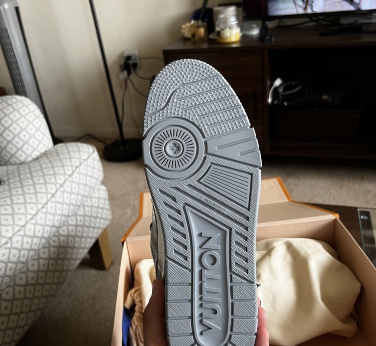 Louis Vuitton Trainer Sneaker Ss22
