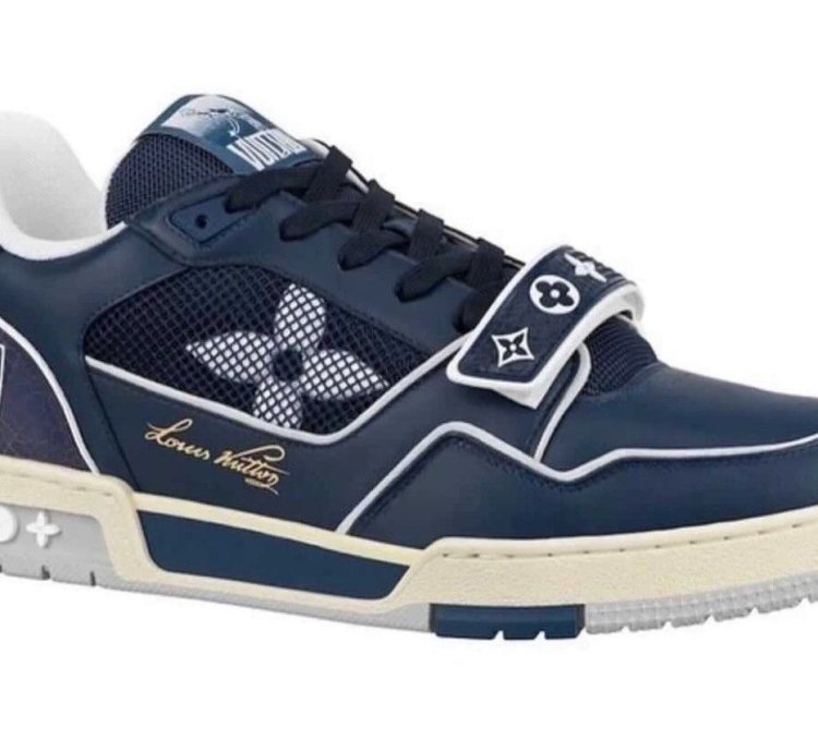 Louis Vuitton Trainer Soho Pop Up