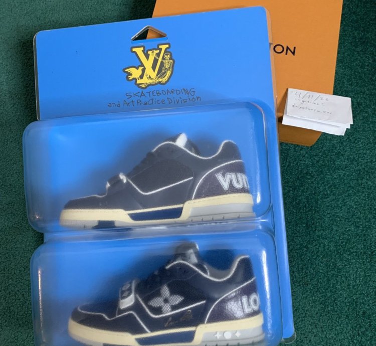 Louis Vuitton Trainer Soho Pop Up