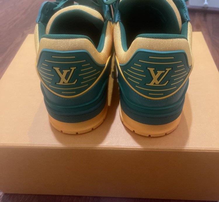 Louis Vuitton Trainers Green Orange