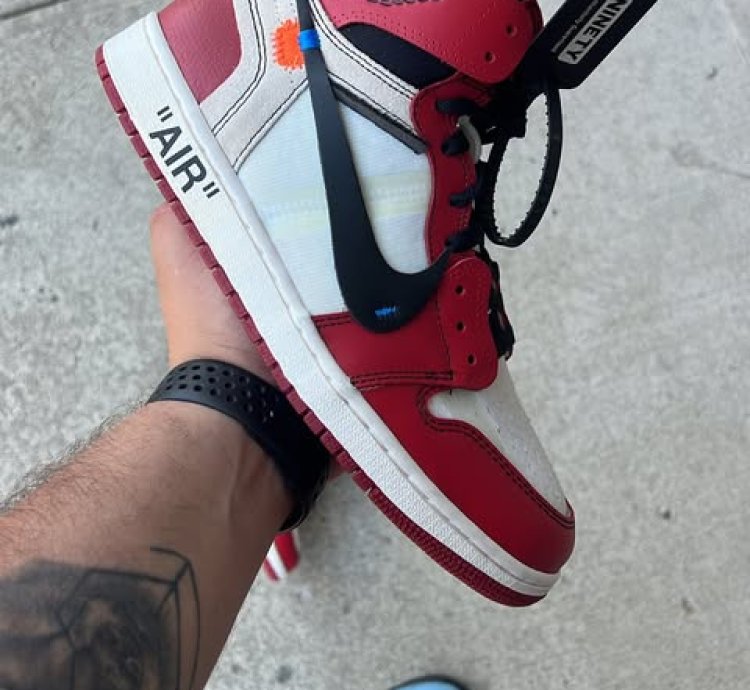 Air Jordan 1 Retro High Off-white Chicago